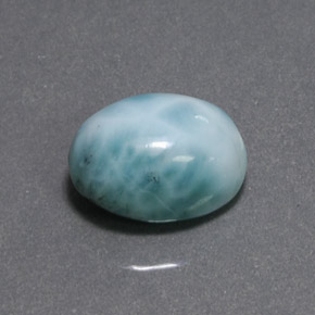 Larimar verde natural 8,07ct, corte oval, opaco
