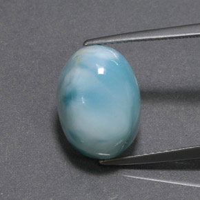 Larimar verde natural 8,73ct, corte oval, opaco