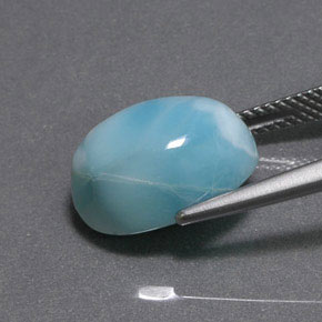 Larimar verde natural 8,73ct, corte oval, opaco