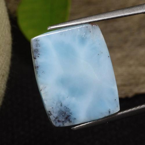 Larimar azul natural 9,76ct, baguete, opaco