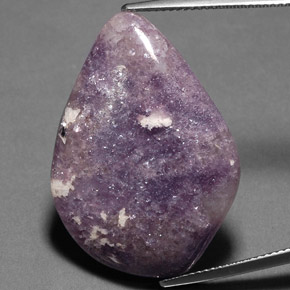 Lepidolita violeta natural 25,88ct, forma extravagante, opaco