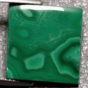 Malaquita verde natural 11,01ct, baguete, opaco