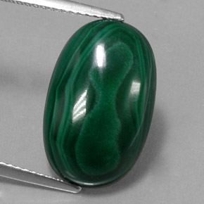 Malaquita verde natural 13,10ct, corte oval, opaco