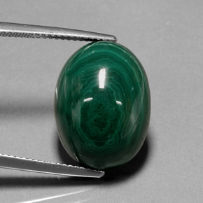 Malaquita verde natural 22,99ct, corte oval, opaco