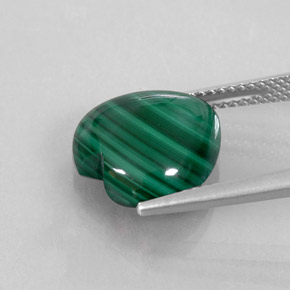 Malaquita verde natural 8,74ct, formato de coração, opaco