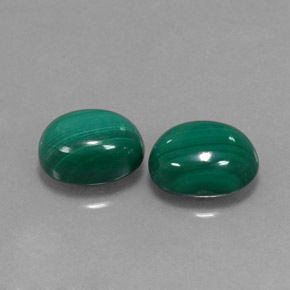 Pedras preciosas de malaquita verde natural de  ct, corte oval, opaco