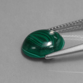 Malaquita verde natural 3,87ct, corte oval, opaco