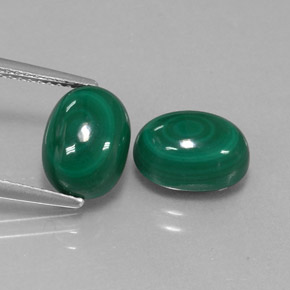 Pedras preciosas de malaquita verde natural de  ct, corte oval, opaco