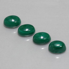 Pedras preciosas de malaquita verde natural de  ct, corte oval, opaco