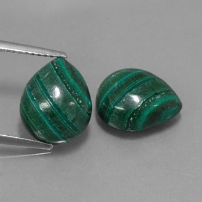 Pedras preciosas de malaquita verde natural de  ct, formato de pêra, opaco