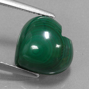 Malaquita verde natural 6,74ct, formato de coração, opaco