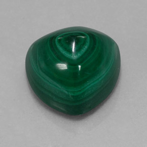 Malaquita verde natural 7,48ct, trillion, opaco