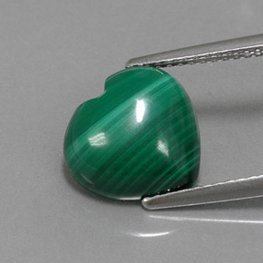 Malaquita verde natural 4,91ct, formato de coração, opaco