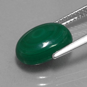 Malaquita verde natural 4,40ct, corte oval, opaco