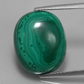 Malaquita verde natural 17,63ct, corte oval, opaco