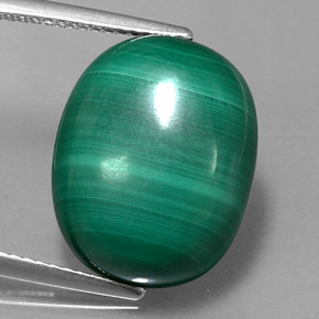 Malaquita verde natural 14,85ct, corte oval, opaco