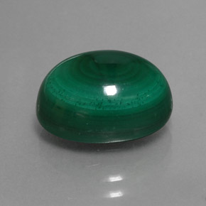 Malaquita verde natural 8,38ct, corte oval, opaco
