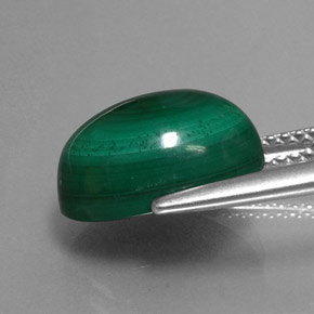 Malaquita verde natural 8,38ct, corte oval, opaco