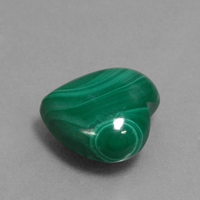 Malaquita verde natural 5,72ct, formato de coração, opaco