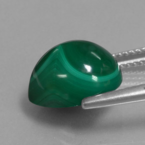 Malaquita verde natural 8,20ct, formato de pêra, opaco