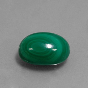 Malaquita verde natural 4,97ct, corte oval, opaco