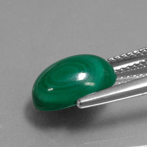 Malaquita verde natural 4,97ct, corte oval, opaco