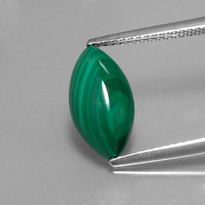 Malaquita verde natural 3,43ct, marquise, opaco