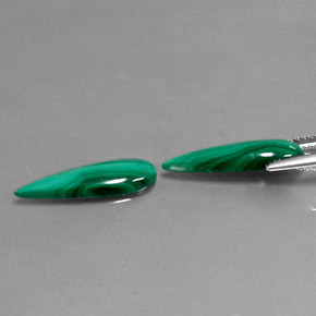 Pedras preciosas de malaquita verde natural de  ct, formato de pêra, opaco