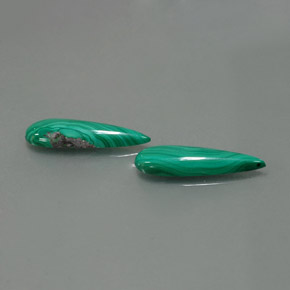 Pedras preciosas de malaquita verde natural de  ct, formato de pêra, opaco