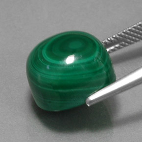 Malaquita verde natural 15,44ct, almofada cortada, opaco