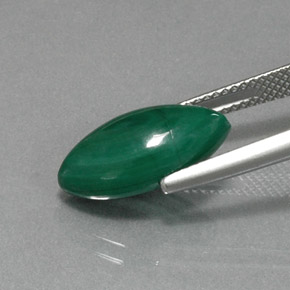 Malaquita verde natural 6,74ct, marquise, opaco