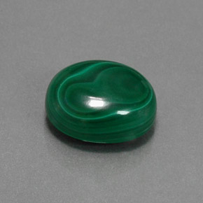 Malaquita verde natural 9,57ct, corte oval, opaco