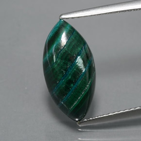 Malaquita verde natural 5,63ct, marquise, opaco