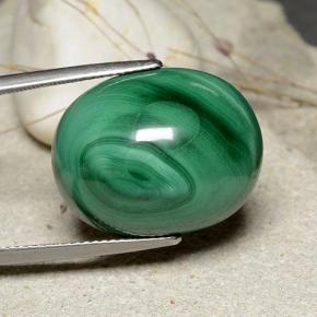 Malaquita verde natural 32,84ct, corte oval, opaco