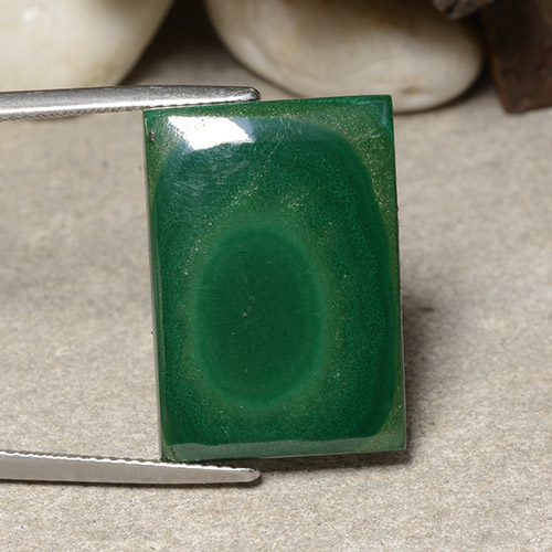 Malaquita verde natural 17,71ct, baguete, opaco