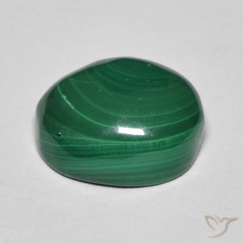 Malaquita Verde Natural 5.35ct, oval, Opaco