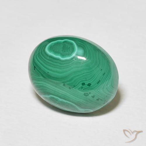 Malaquita verde natural 4,33ct, corte oval, opaco