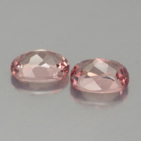Pedras preciosas de granada malaia rosa natural de  ct, almofada cortada, VVS-VS
