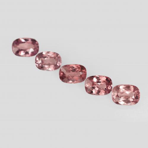 Pedras preciosas de Malaya Garnet Luz rosa natural de 5.43 ct, Almofada, VVS-VS