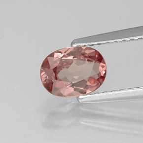 Granada malaia rosa natural 0,88ct, corte oval, VVS