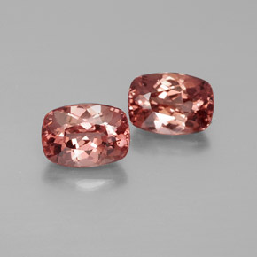 Pedras preciosas de granada malaia rosa natural de  ct, almofada cortada, VS
