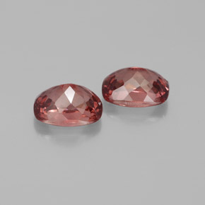 Pedras preciosas de granada malaia rosa natural de  ct, almofada cortada, VS