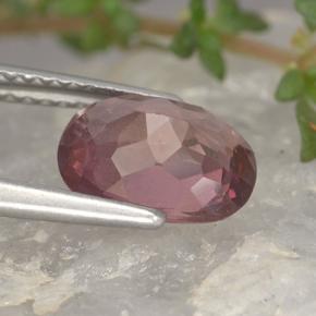 Granada malaia rosa natural 2,53ct, corte oval, VS