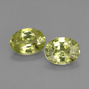 Pedras preciosas de granada do mali verde natural de  ct, corte oval, VVS-VS