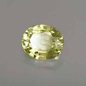 Pequena Garnet Verde amarelado Natural 1.34ct, Corte Oval, VVS