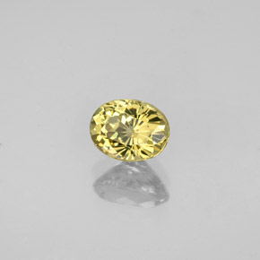 Pequena Garnet Dourado Esverdeado Natural 1.05ct, Corte Oval, VVS