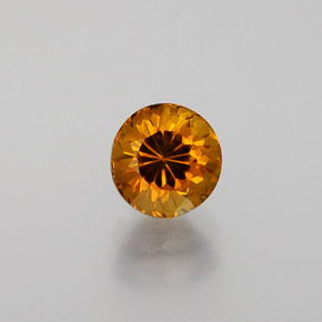Pequena Garnet Amarelo esverdeado Natural 1.05ct, Corte Redondo, VVS