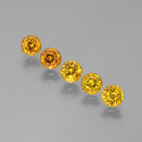Pedras preciosas de Pequena Garnet Laranja Dourada natural de 2.74 ct, Corte Redondo, VVS-VS
