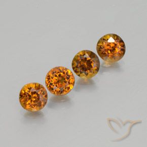 Pedras preciosas de Pequena Garnet Laranja Médio natural de 2.36 ct, Redondo, VVS-VS