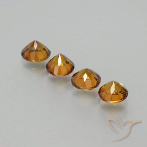 Pedras preciosas de Pequena Garnet Laranja Médio natural de 2.36 ct, Redondo, VVS-VS